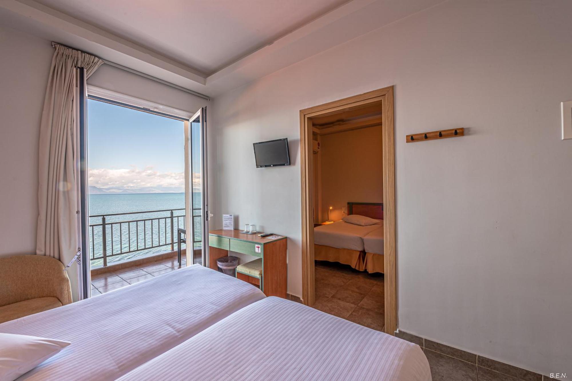 Castella Beach Alissos 외부 사진